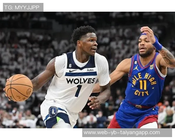 爱德华兹称赞戈贝尔接球能力提升现已能接几乎所有传球